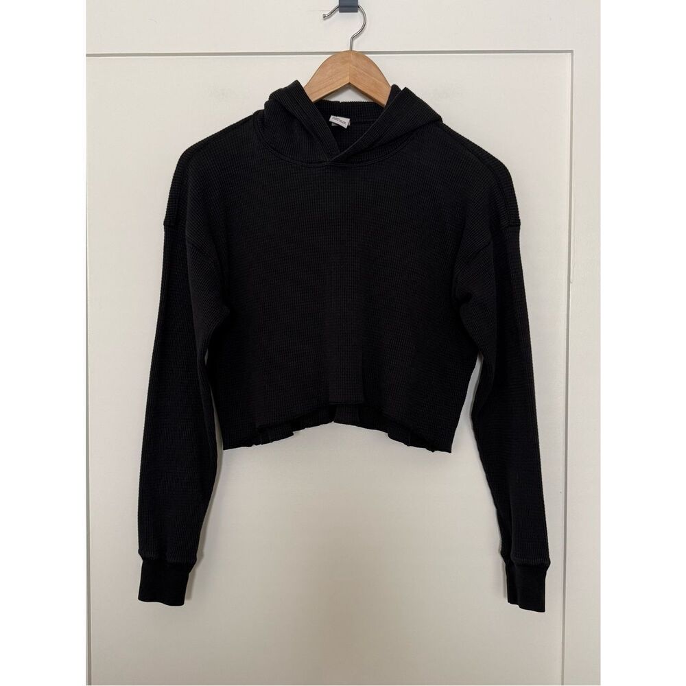 Aritzia Tna Waffle Thermal Hoodie Womens XS Black Cropped Oversized Long Sleeve